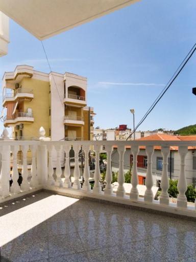 Vironas Hotel Himare Exterior foto